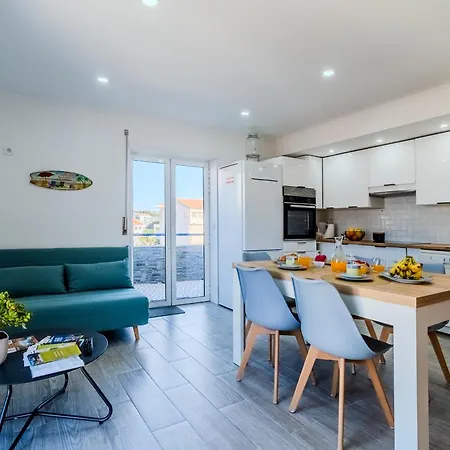 Cantinho Dos Pereiras - Center Of * Santa Cruz (Oeste)