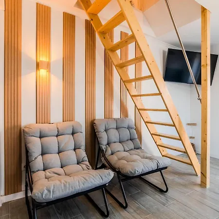 Cantinho Dos Pereiras - Center Of Santa Cruz (Oeste)