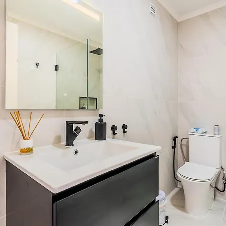 Cantinho Dos Pereiras - Center Of