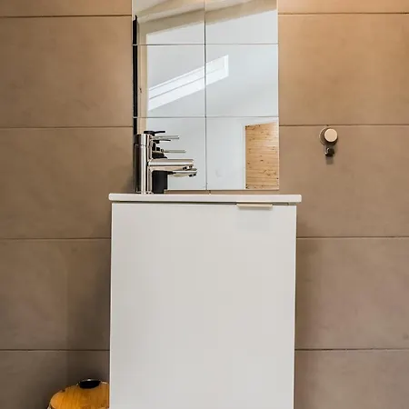 Cantinho Dos Pereiras - Center Of * Santa Cruz (Oeste)