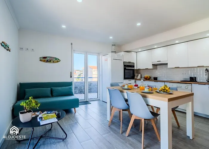 Cantinho Dos Pereiras - Center Of * Санта-Круш